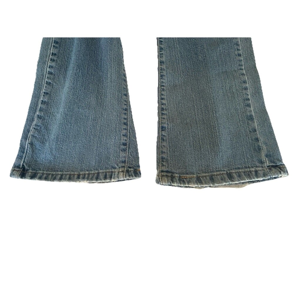 Levi’s 542 Low Flare Jeans Women’s SZ 8 Medium Light Wash Flap Pocket Stretch - Picture 8 of 9